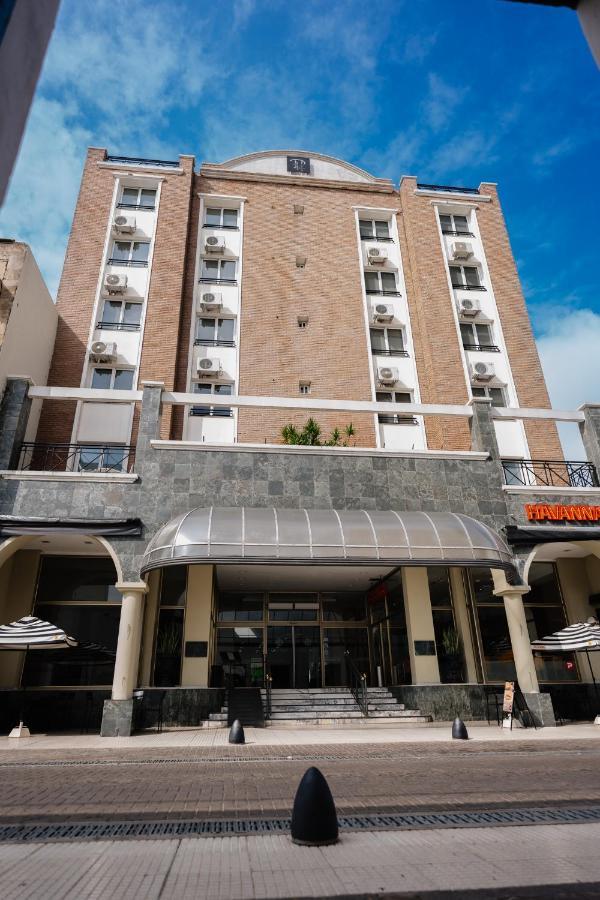 San Nicolas Plaza 산니콜라스데로스아로요스 외부 사진